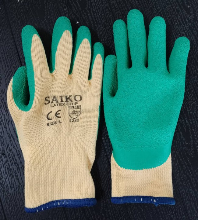 ถุงมือเคลือบยางสีเขียว SAIKO